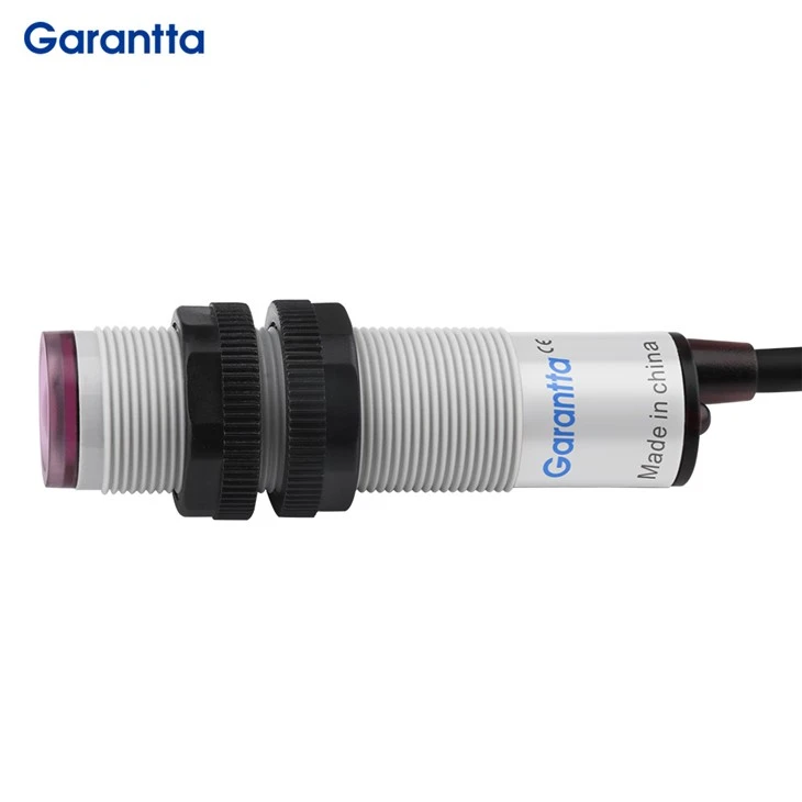 M18 Photoelectric Sensor